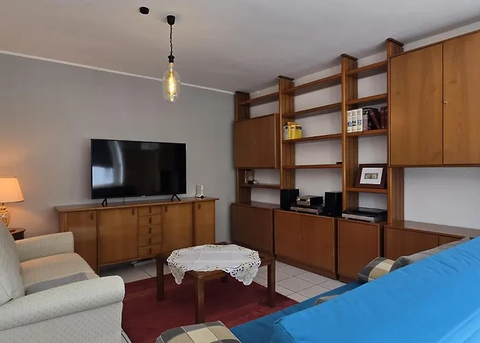 Vacation And Business *